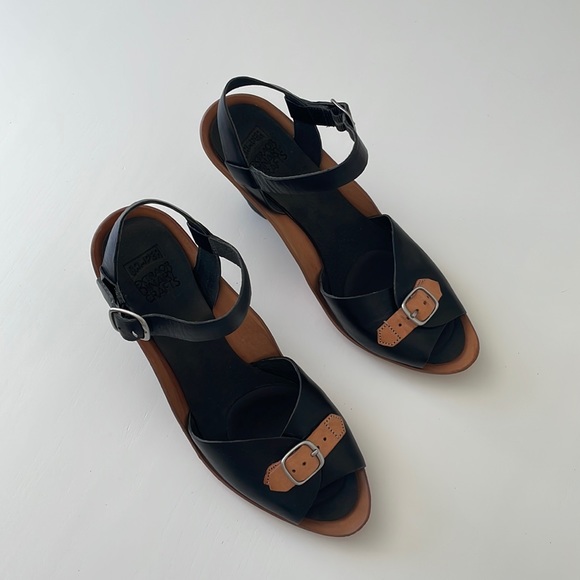Camper Shoes - Camper black sandals